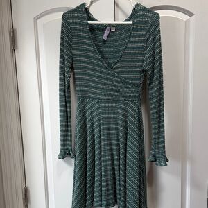 Elegant Green Striped Dress
